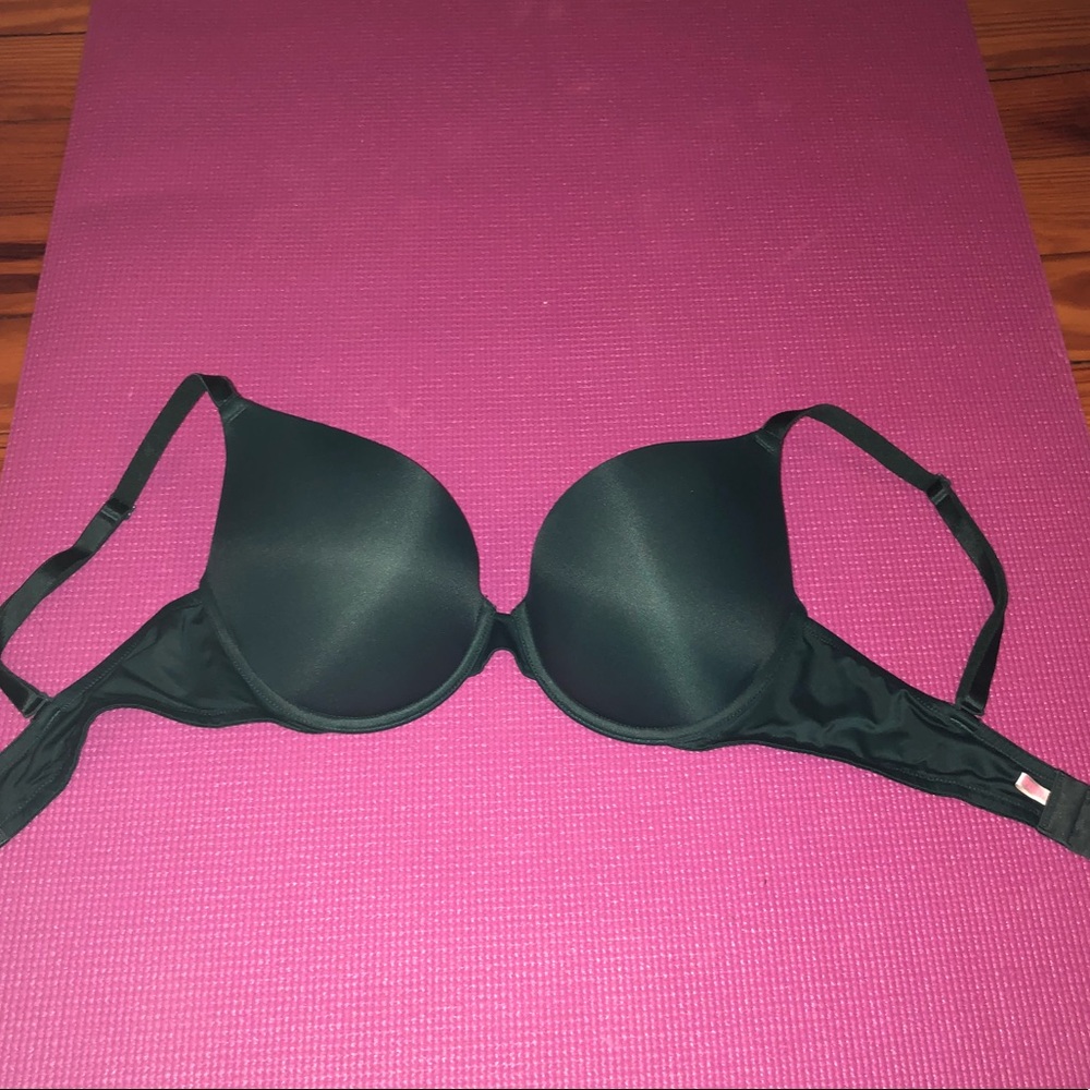 Pink Victorious Secret Bra!
